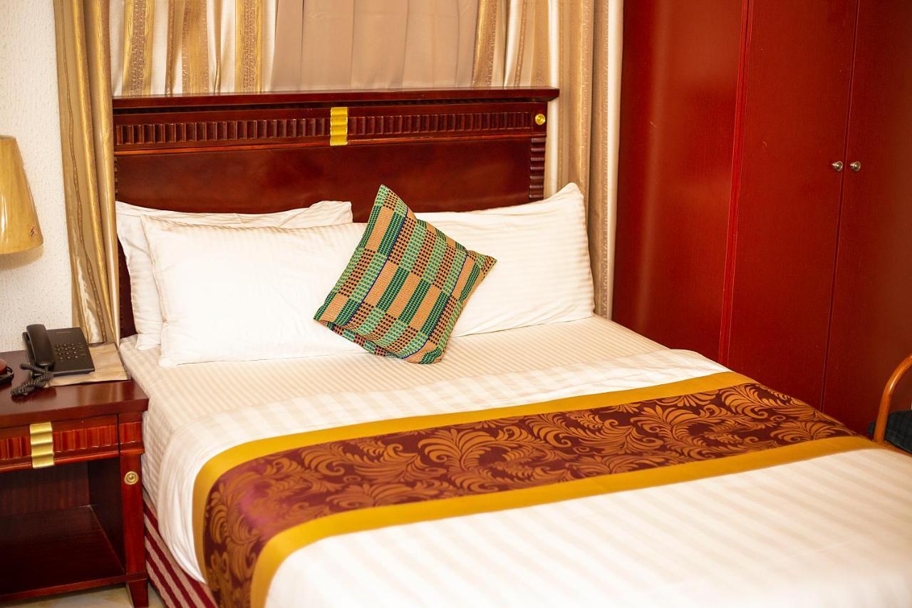 Royal Park Hotel Κούμασι Εξωτερικό φωτογραφία